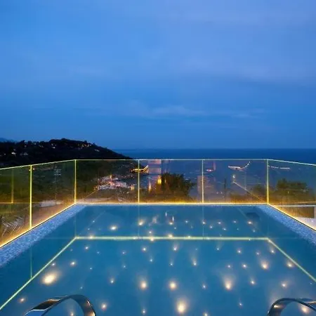 Marina Del Cantone Sleeps 10 Pool Air Con Nerano